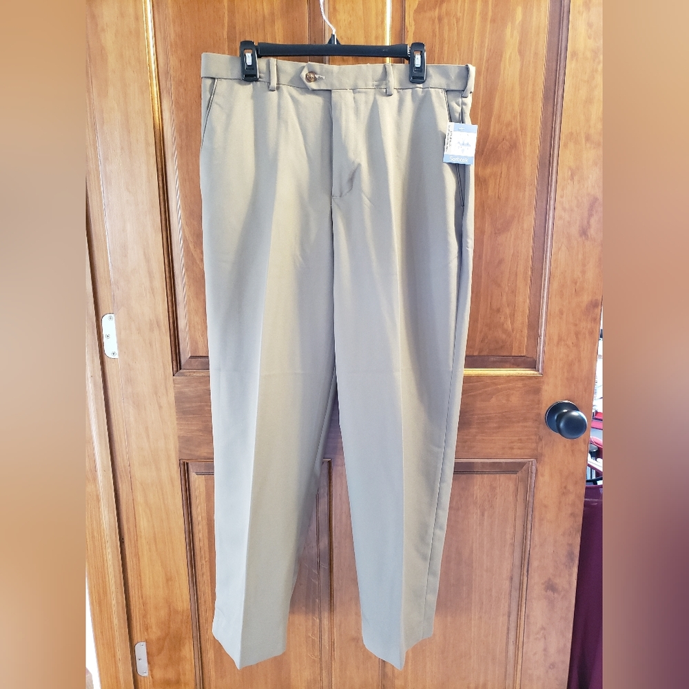 NWT Croft and Barrow Mens Sand color pants 36 x 30